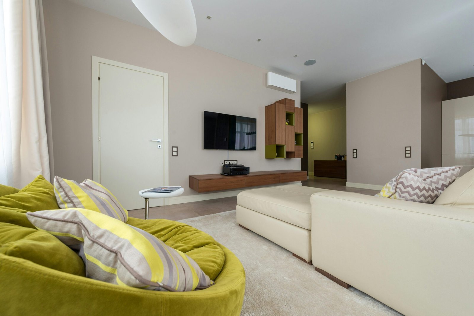 pexels heyho 7214156